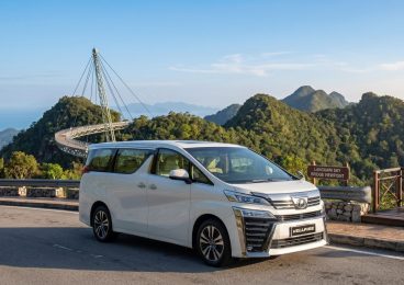 TOYOTA VELLFIRE 2019